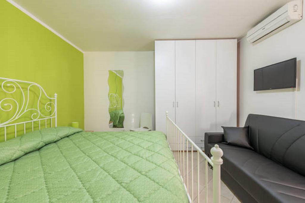 Al Cortile Apartment Bari Exterior photo